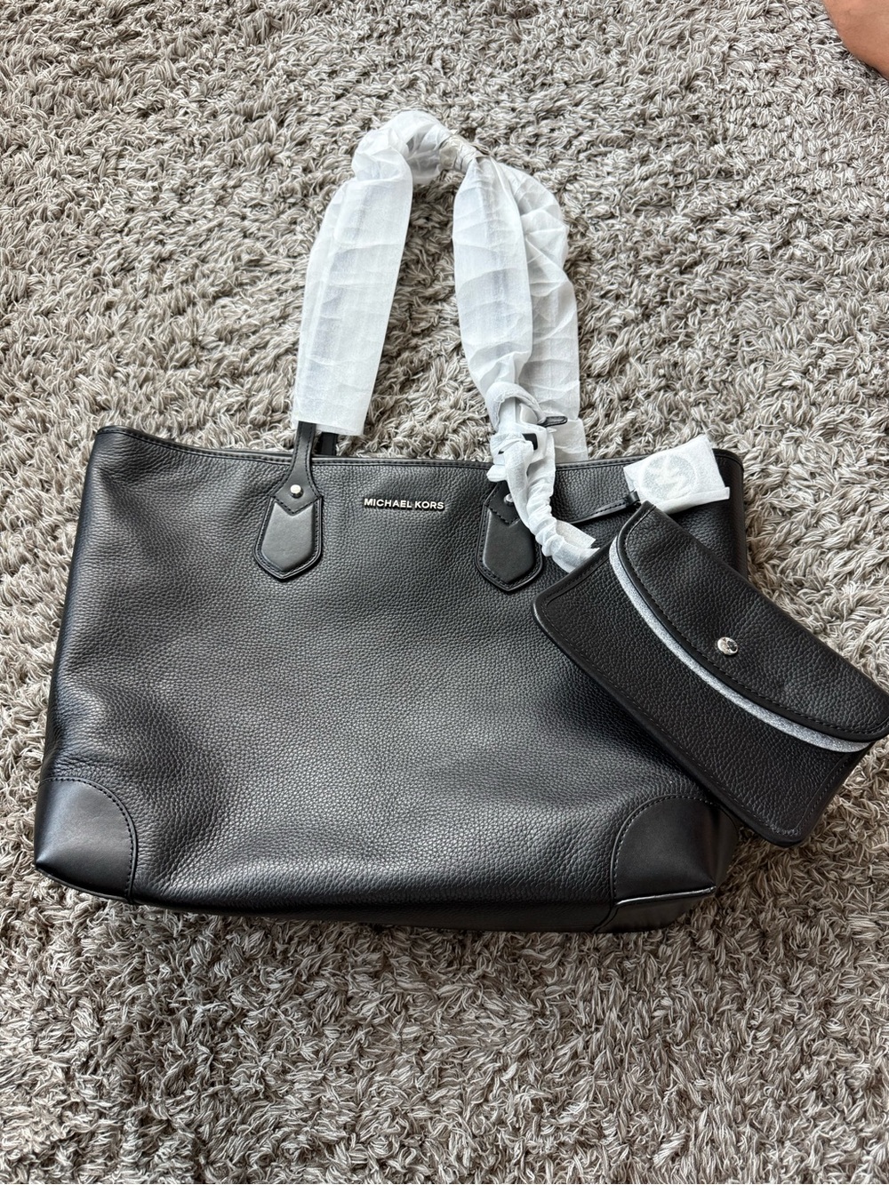 Michael Kors Eva Large Pebbled Leather Tote Bag Black + Pouch – New with Tags